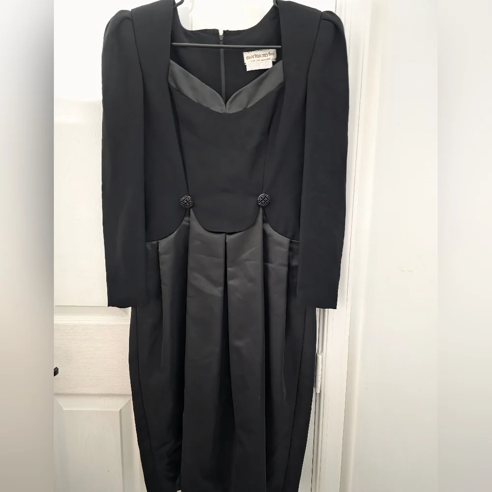 Morton Myles for The Warrens Elegant Black Vintage Dress Size 8 - Picture 2 of 5